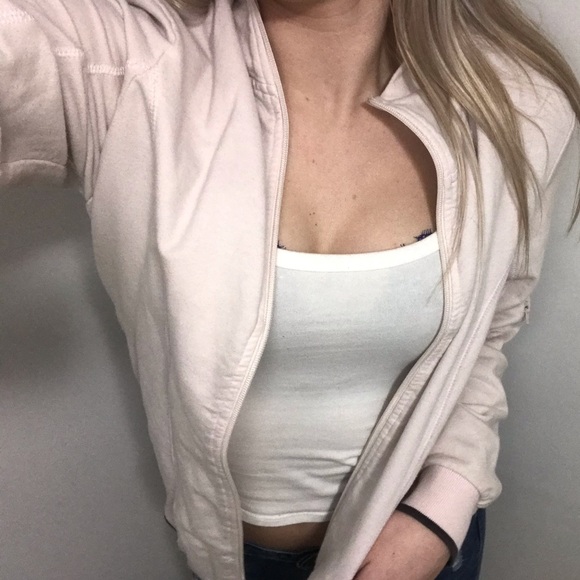 Zip up Sweater - Picture 2 of 3